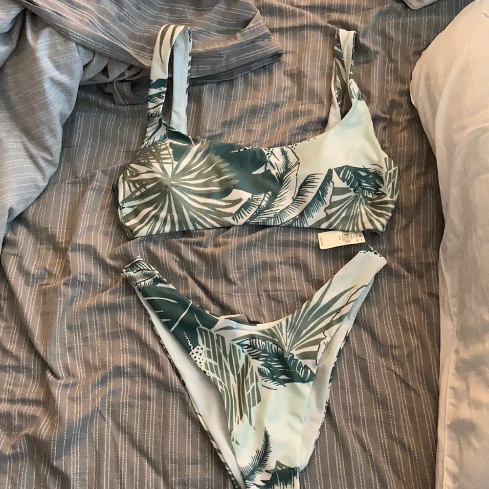 Aerie swimsuit Scoop too and cheekier bottoms